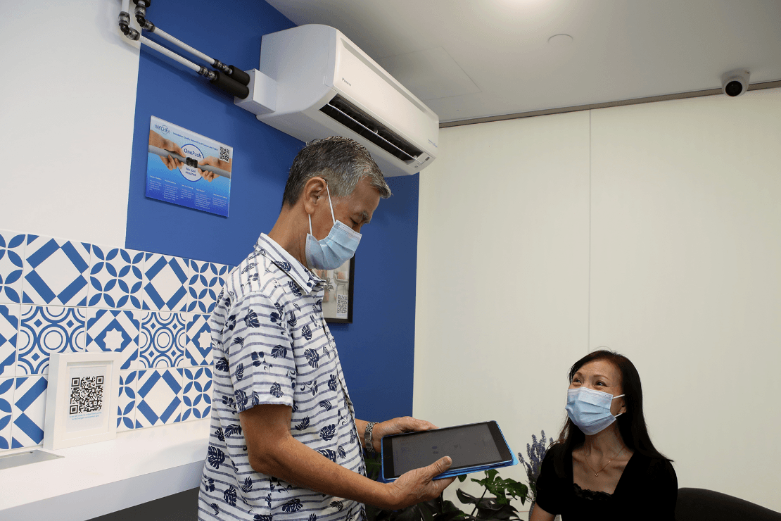 experience-living-in-singapore-s-first-eco-friendly-smart-energy-town-4